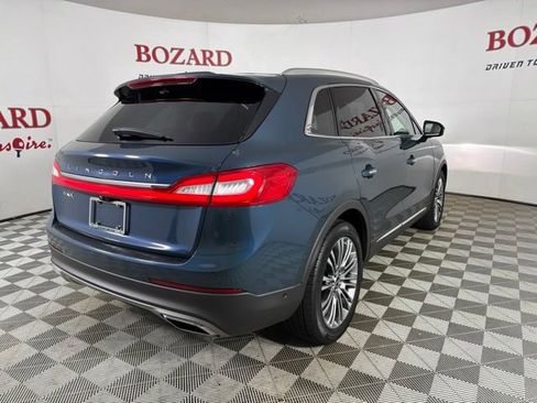 Used 2016 Lincoln MKX Reserve w/ Technology Package FWD image 8