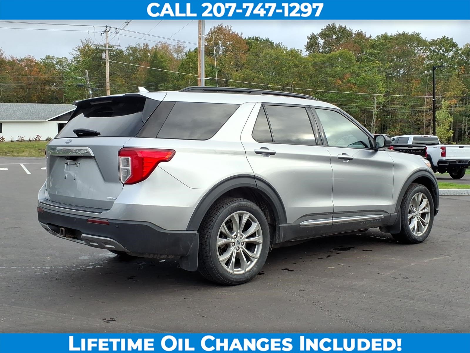 Used 2020 Ford Explorer XLT w/ Equipment Group 202A AWD/4WD image 6