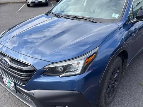Used 2021 Subaru Outback Onyx Edition XT w/ Popular Package #2 AWD/4WD image 3