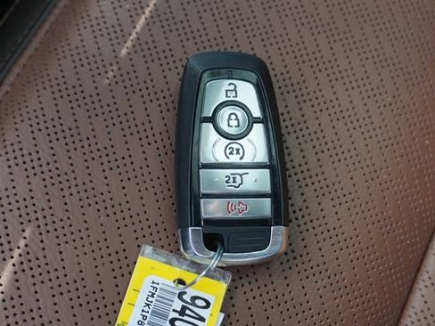 Used 2025 Ford Expedition Max King Ranch AWD/4WD image 33