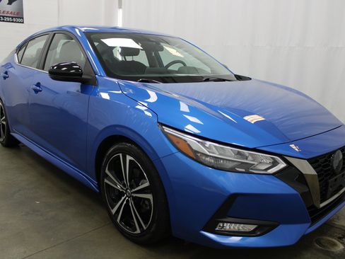 Used 2022 Nissan Sentra SR image 3
