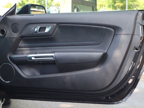 Used 2022 Ford Mustang GT Premium w/ GT Performance Package image 27