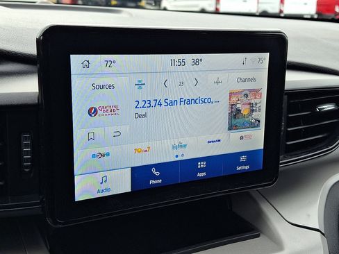 Used 2023 Ford Explorer XLT image 19