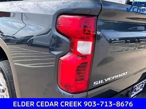 Used 2021 Chevrolet Silverado 1500 LT RWD image 30