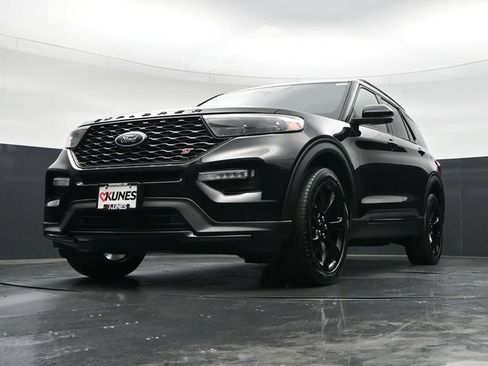 Used 2023 Ford Explorer ST w/ Equipment Group 401A AWD/4WD image 45