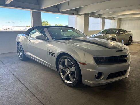 Used 2011 Chevrolet Camaro SS w/ RS Package RWD image 6