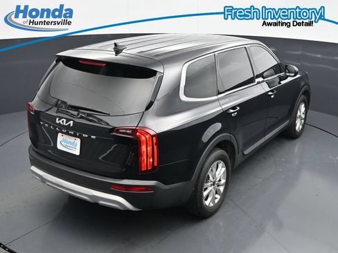 Used 2022 Kia Telluride LX FWD image 22