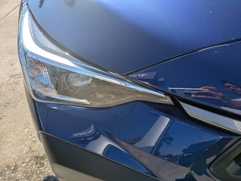 Certified 2025 Subaru Crosstrek 2.0i Premium image 10