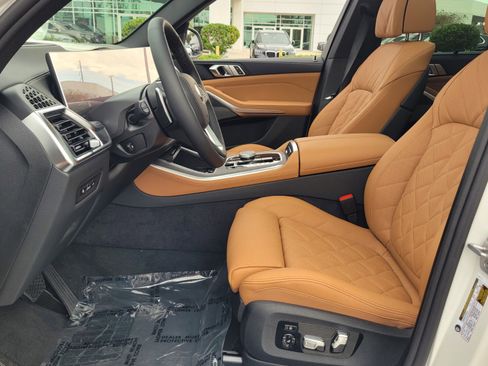 New 2026 BMW X5 sDrive40i image 10