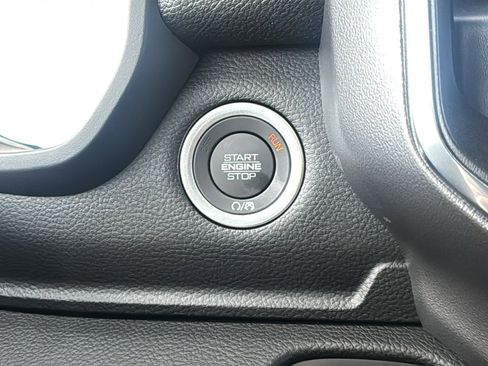 New 2026 RAM 1500 Laramie w/ Sport Appearance Package AWD/4WD image 32