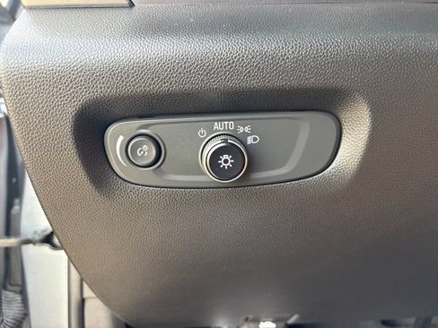 Used 2020 Chevrolet Traverse LS w/ LPO, Blackout Package FWD image 22