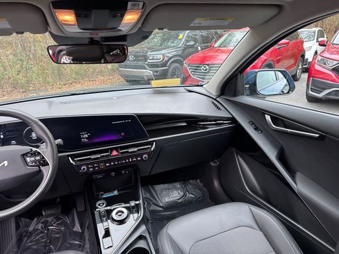 Used 2025 Kia Niro Wind w/ Wind Preserve Package image 30