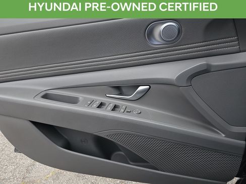 Used 2023 Hyundai Elantra SEL w/ Convenience Package FWD image 32