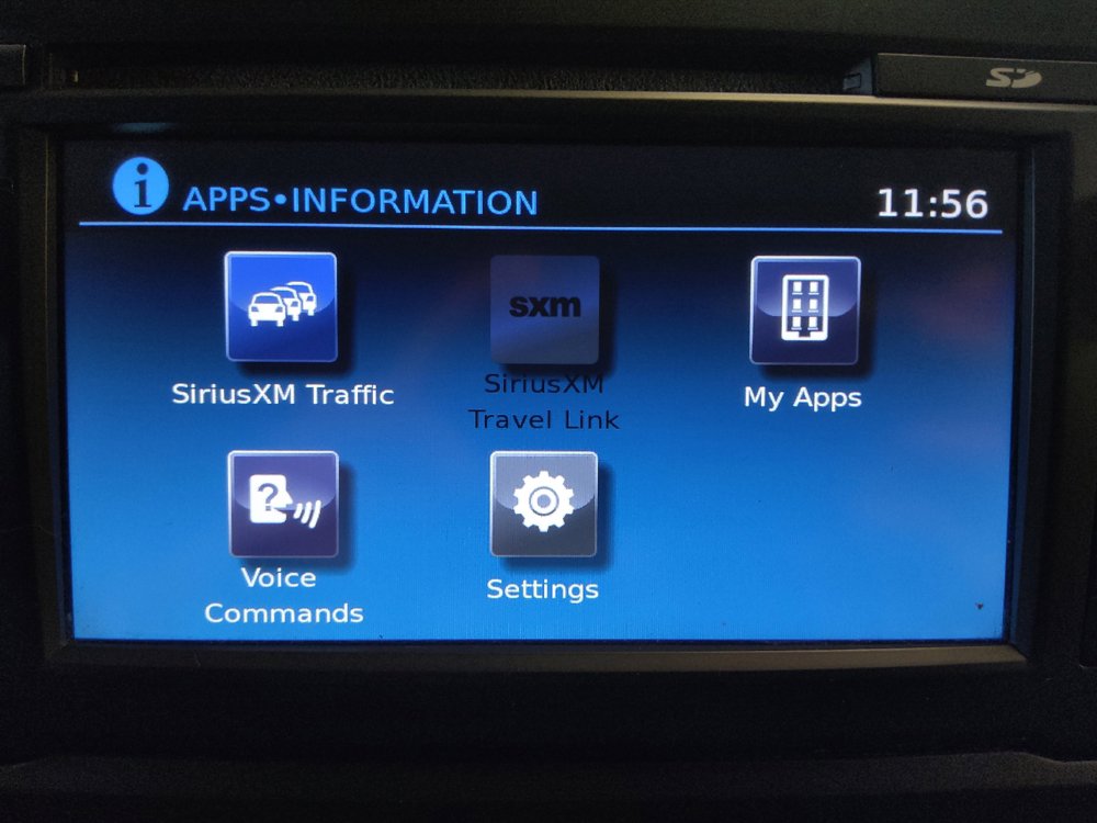 Used 2017 Nissan Titan SV RWD image 25