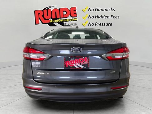 Used 2020 Ford Fusion SE FWD image 5