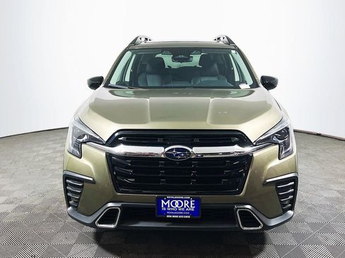 Used 2024 Subaru Ascent Touring AWD/4WD image 2