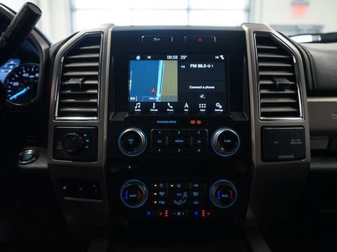 Used 2017 Ford F250 Platinum w/ Snow Plow Prep Package image 25