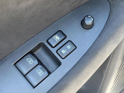 Used 2025 Nissan Z NISMO w/ Floor Mat Package RWD image 17