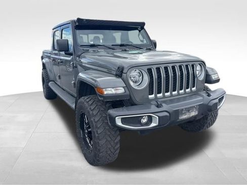 Used 2021 Jeep Gladiator Overland w/ Uconnect 4C Nav & Sound Group image 10