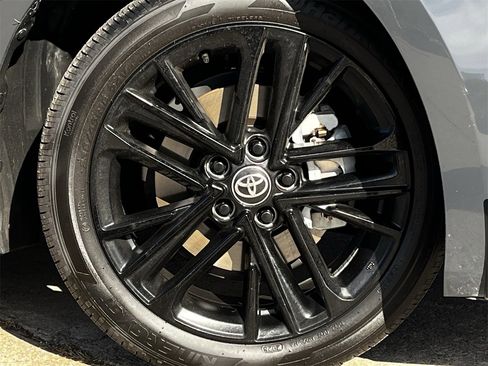 Used 2025 Toyota Camry SE image 28