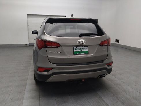 Used 2017 Hyundai Santa Fe Sport image 6