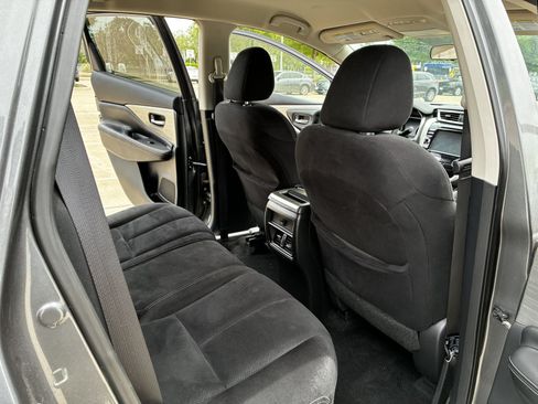 Used 2018 Nissan Murano S AWD/4WD image 15