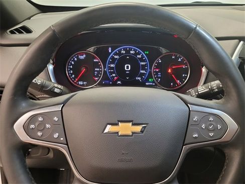 Used 2023 Chevrolet Traverse Premier image 6