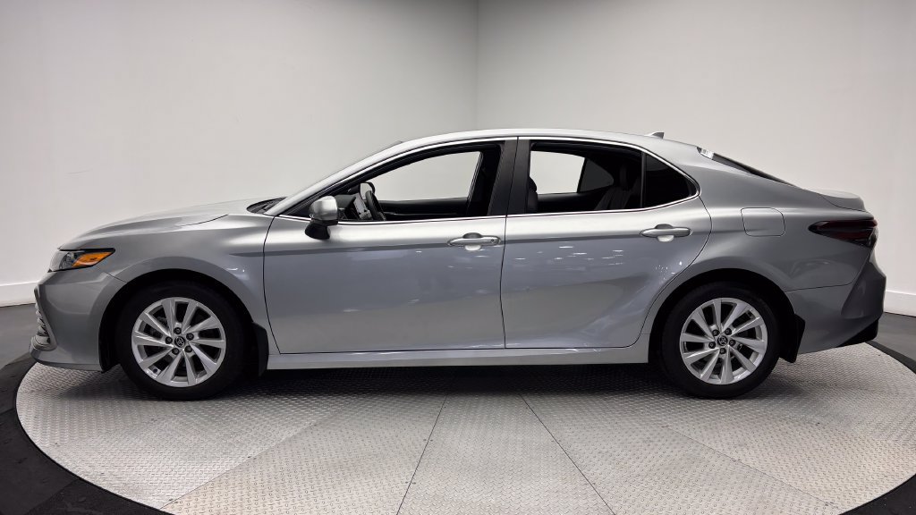Certified 2023 Toyota Camry LE AWD/4WD image 4