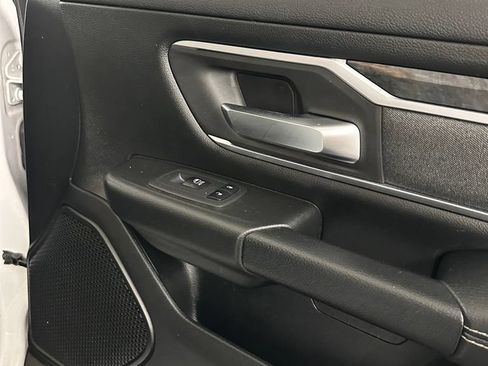 Used 2019 RAM 1500 Big Horn AWD/4WD image 37