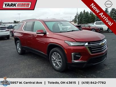 Used 2023 Chevrolet Traverse LT