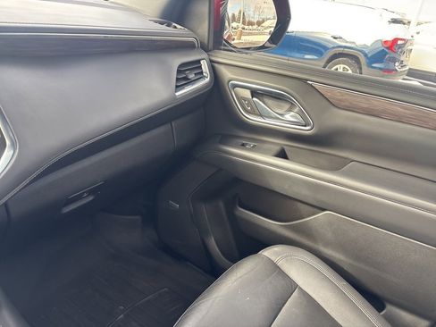 Used 2023 Chevrolet Tahoe Z71 w/ Off-Road Capability Package image 31