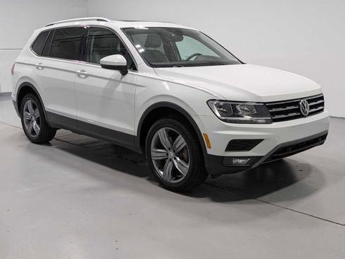 Used 2020 Volkswagen Tiguan SEL image 6
