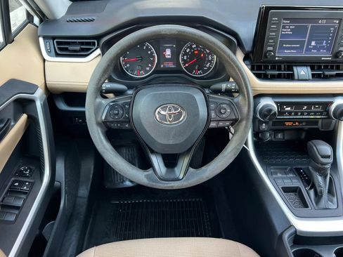 Certified 2021 Toyota RAV4 LE FWD image 14