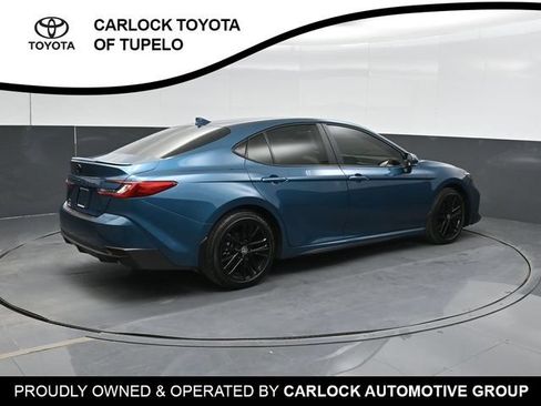 Used 2026 Toyota Camry SE w/ Convenience Package FWD image 3