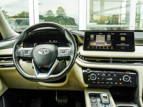 Used 2023 INFINITI QX60 Luxe w/ Cargo Package AWD/4WD image 16