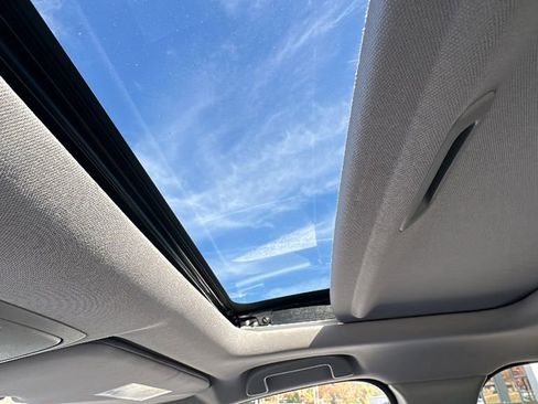 Used 2021 Honda CR-V EX image 27