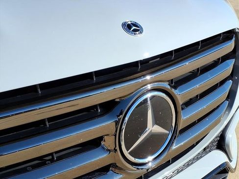 Used 2024 Mercedes-Benz GLS 580 4MATIC image 25
