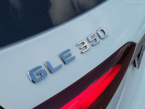 Used 2025 Mercedes-Benz GLE 350 4MATIC image 6