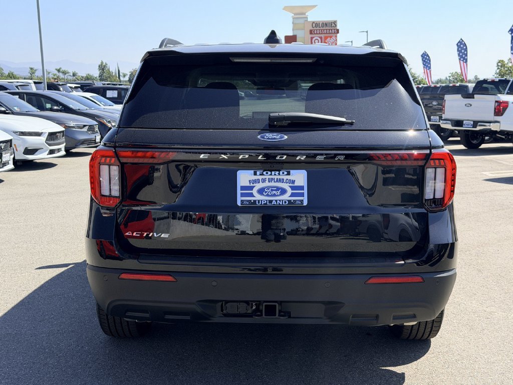 New 2026 Ford Explorer Active RWD image 6