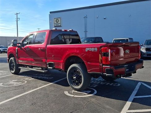 New 2026 Ford F250 Lariat w/ Black Appearance Package image 4