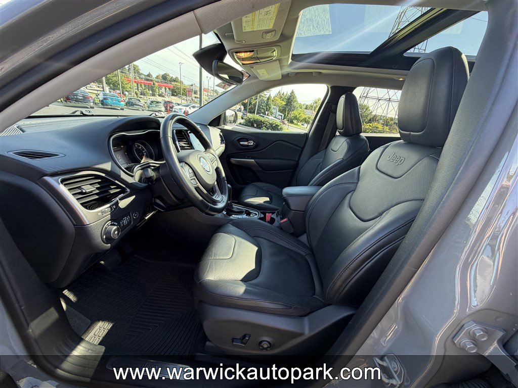Used 2020 Jeep Cherokee Limited AWD/4WD image 4