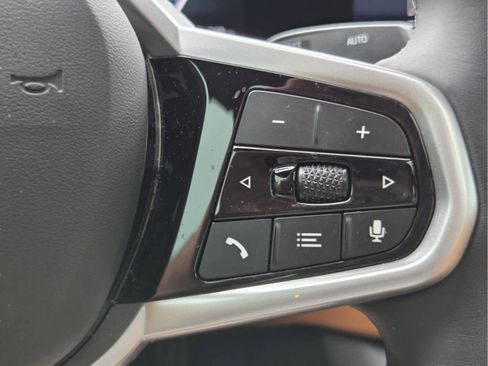 Certified 2025 BMW i4 eDrive40 w/ M Sport Package RWD image 31