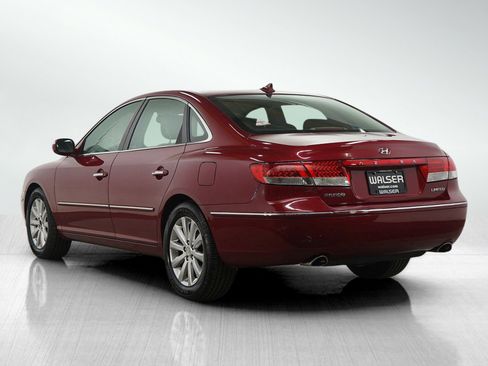 Used 2010 Hyundai Azera Limited image 3