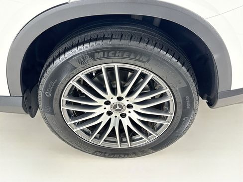 Used 2026 Mercedes-Benz GLC 300 image 34