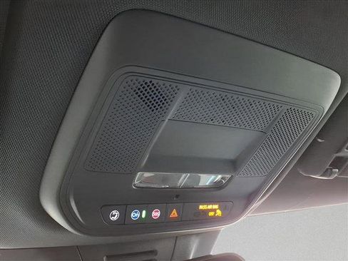 New 2026 Chevrolet Equinox EV LT image 20