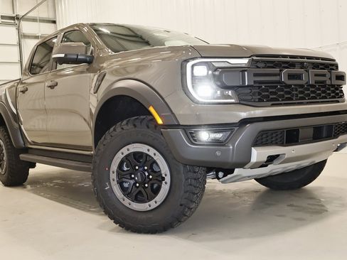 New 2025 Ford Ranger Raptor image 37