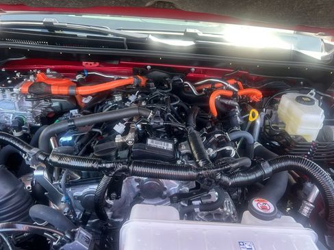 Certified 2025 Toyota 4Runner 4WD image 19