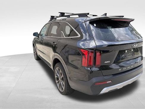 Used 2021 Kia Sorento EX w/ EX AWD X-Line Package image 6