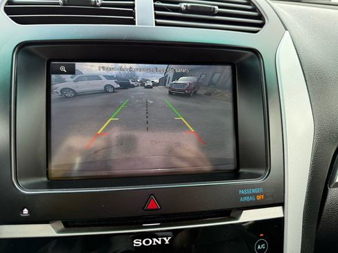 Used 2015 Ford Explorer Sport w/ Equipment Group 401A image 35