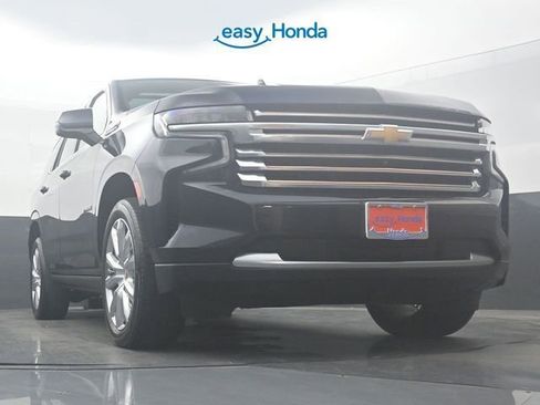 Used 2023 Chevrolet Tahoe High Country w/ Premium Package AWD/4WD image 28